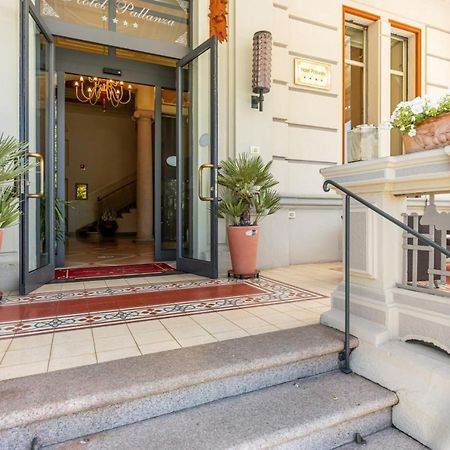 Hotel Rooms Lago Maggiore แวร์บาเนีย ภายนอก รูปภาพ