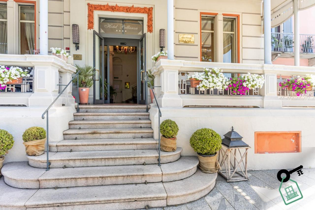 Hotel Rooms Lago Maggiore แวร์บาเนีย ภายนอก รูปภาพ